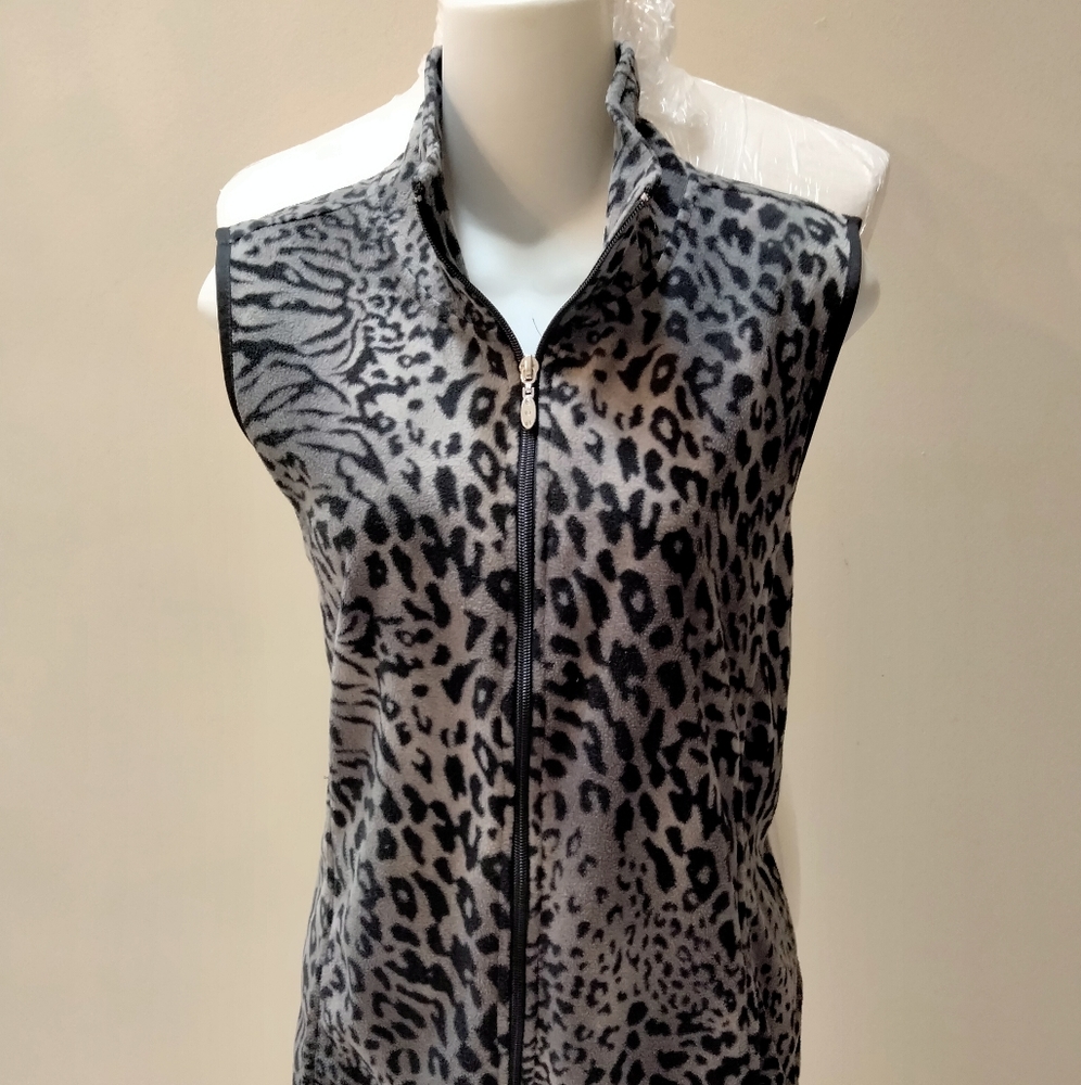 Women's Black Leopard Animal Print Zip Up Vest